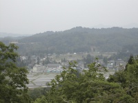 牧場跡からの田麦山をのぞむ